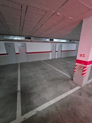 se vende plaza grande de garaje y gran trastero