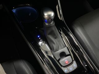 Toyota C-HR Advance 1.8 125He-CVT HEV Espectacular