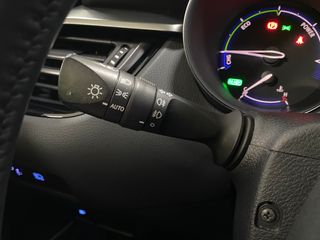 Toyota C-HR Advance 1.8 125He-CVT HEV Espectacular