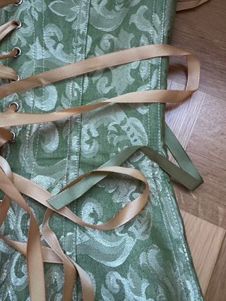 Corpiño de disfraz verde y dorado