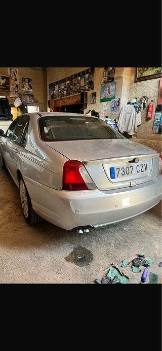 MG ZT 2004