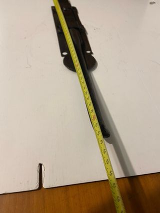 Antico chiavistello in ferro battuto