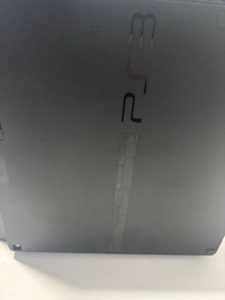 Consola PlayStation 3 con 4 mandos y juegos TOP