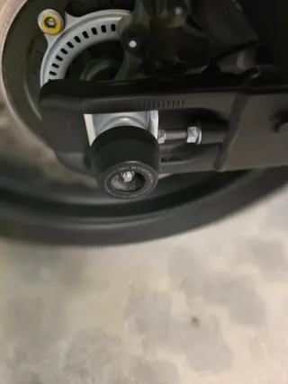 Honda CB750 HORNET Con extras 6700 sin extras 6400