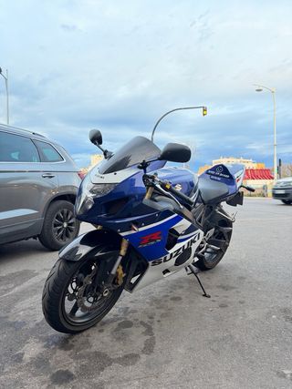 Suzuki GSXR 750
