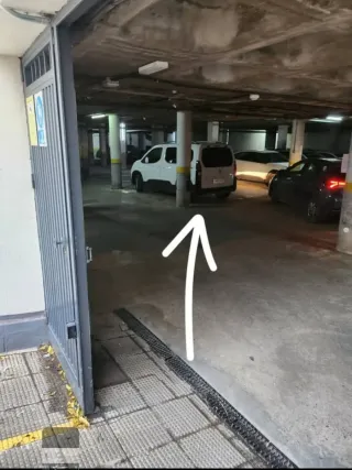 Plaza Garaje alquilo en los Rosales