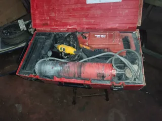 Taladro Hilti DD 100 con maletín