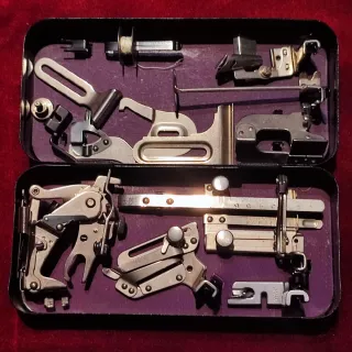 Scatola accessori macchina da cucire Singer