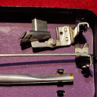 Scatola accessori macchina da cucire Singer