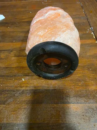 Lámpara de piedra de sal natural