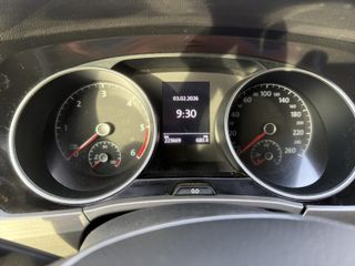 Volkswagen Touran diesel 2.0TDI año 2.022 122 CV