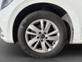 Volkswagen Touran diesel 2.0TDI año 2.022 122 CV