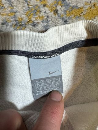 Sudadera Nike Air Blanca y Dorada