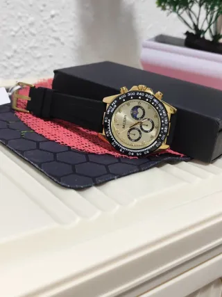 Reloj MEGIR Hombre Negro y Dorado
