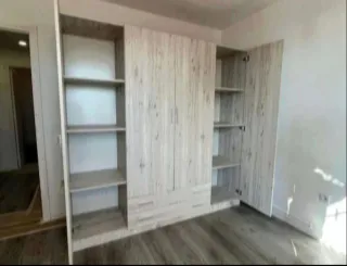 Armario modular blanco madera