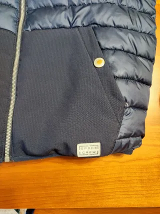 Cazadora acolchada azul con capucha talla 15-16