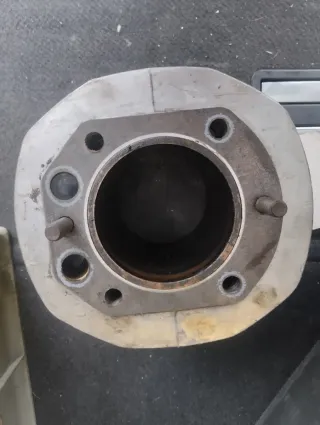 Cilindro y piston izquierdo BMW R65