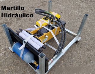 OFERTA Minicargadora 4x4 + Martillo Hidráulico