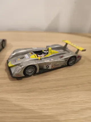 Scalextric Audi R8