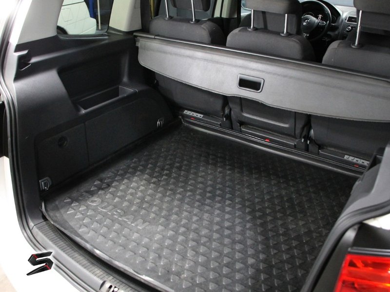 Volkswagen Touran 2.0 TDI Advance 2010, foto 13