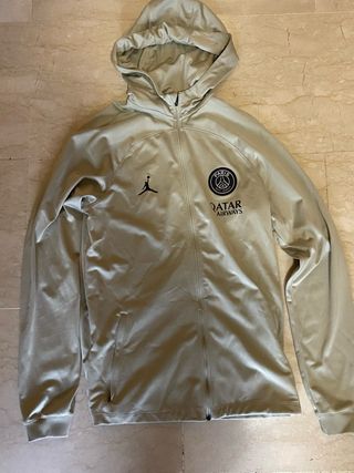 Conjunto de chándal Jordan PSG Beige con Capucha.