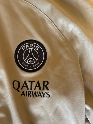 Conjunto de chándal Jordan PSG Beige con Capucha.