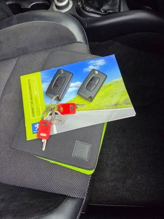 PEUGEOT 4007 2.2 HDI 156cv