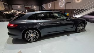 PORSCHE Panamera 4S Sport Turismo 2017