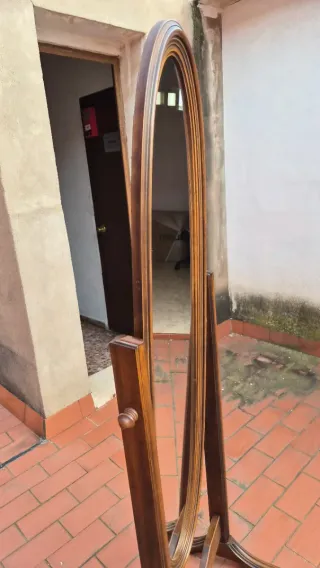 Espejo de pie estilo antiguo