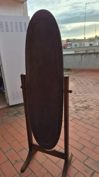 Espejo de pie estilo antiguo