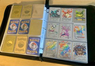 Álbum de cartas Pokémon con más de 600
