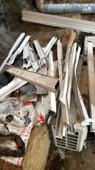 Portes y retirada de escombros