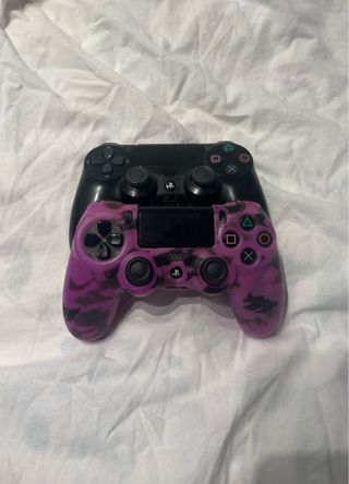 PS4 Slim 500GB + 2 mandos+ GTA V y FIFA 22 – Pack