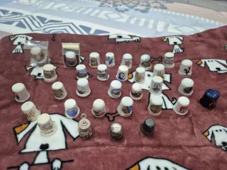 Colección 32 dedales decorativos