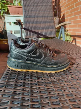 Nike Air Force 1 Negras