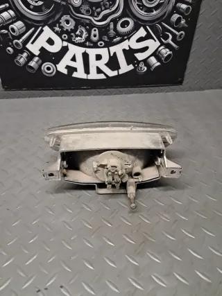 Faro Piaggio Typhoon 49 1998