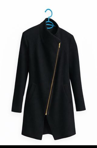 Abrigo negro con cremallera asimétrica Talla M