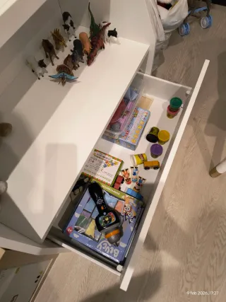 Estantería infantil IKEA blanca