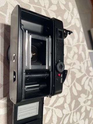 Yashica Electro 35 CC Cámara Telemetrica Analógica