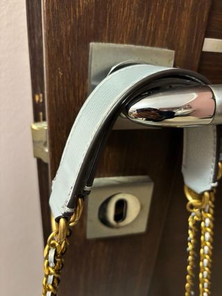 Borsa Guess tracolla azzurra