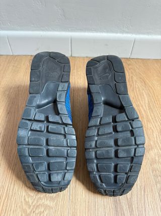 Zapatillas Nike Air Max Azules y Negras