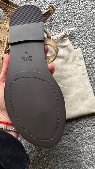 Sandalias de piel Zara