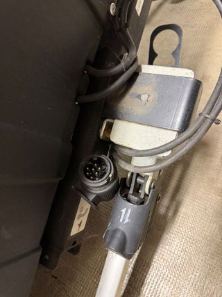 TowBox para mascotas negro