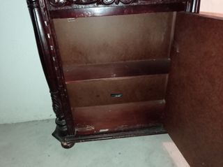 Taquillón antiguo madera y mármol