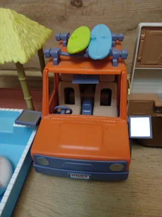 Bluey Coche, caravana, casa y piscina