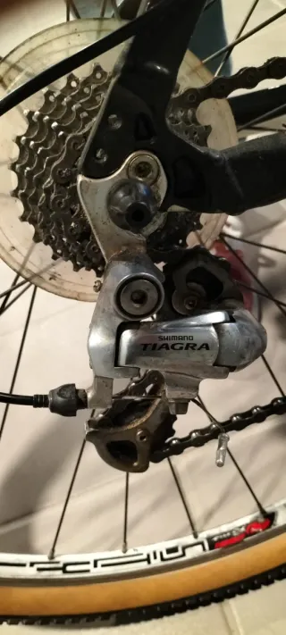 Bicicleta BH Touring 9.9 kg