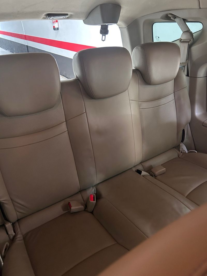 SsangYong Rodius 2006 - foto 1