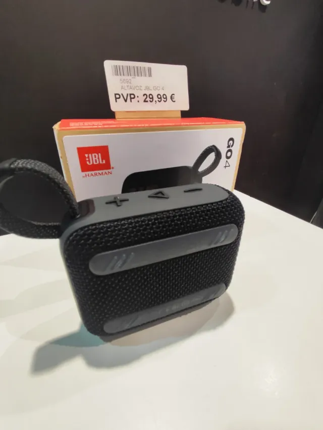 Altavoz JBL GO 4 Negro Seminuevo