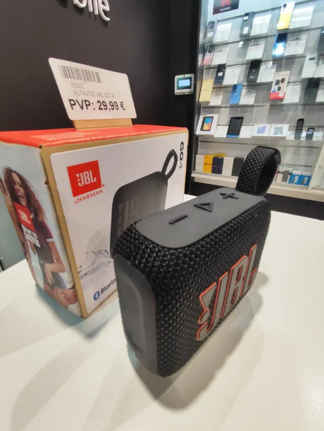 Altavoz JBL GO 4 Negro Seminuevo