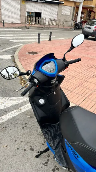 Kymco Agility City 50cc 4T Scooter Azul
